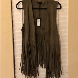 Suede vest with fringe